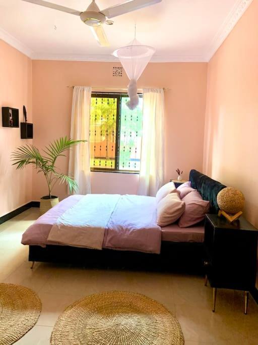 Bungalow X Garten & Terrasse X Wlan X Europaeisch Moshi Bagian luar foto